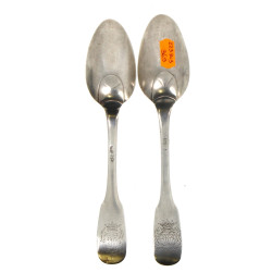 Deux cuillères en argent XVIIIème, modèl