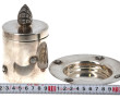 Pot couvert sur soucoupe en métal argent