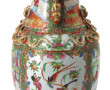 CHINE, Canton - Vase balustre en porcela