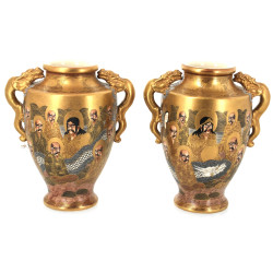 JAPON - Paire de vases en céramique sats