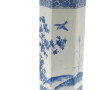 CHINE - Vase à pans coupés en porcelaine