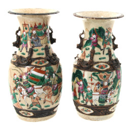 NANKIN - Paire de vases en céramique à d