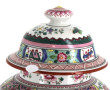 Paire de vases en porcelaine décor flora