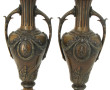 Paire de vases en métal composition de s