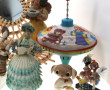 Lot de bibelots divers : 3 miroirs rotin