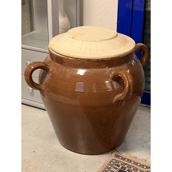 Important saloir 70 l avec son couvercle