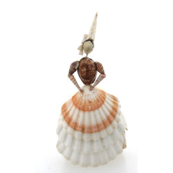 BIGOUDENE - Statuette en coquillage réal