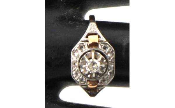 Jolie bague ancienne en or 18 carats ser
