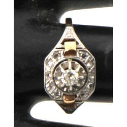 Jolie bague ancienne en or 18 carats ser