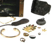 Coffret à bijoux garni de quelques bijou