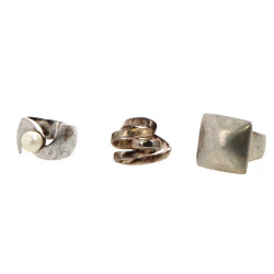Lot de 3 bagues modernes en argent dont 