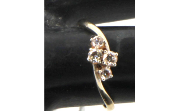 Bague en or 18 carats (750ème), sertie d