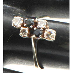 Bague en or 18 carats, poinçon tête d'ai