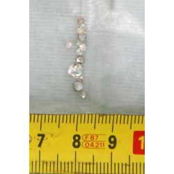 Lot de petits diamants taille rose, poid