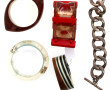 5 bracelets vintages dont 3 en matière p
