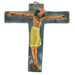 Christ en croix, sujet en faïence polych