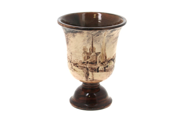 Vase forme tulipe sur piédouche en faïen