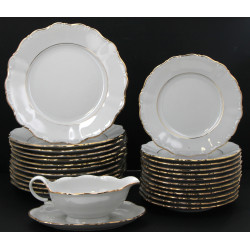 Service de table en porcelaine blanche e