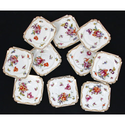 SAXE - 10 assiettes à gâteaux en porcela