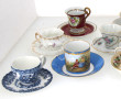 Collection de 12 tasses et sous-tasses e