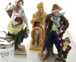 Trois groupes de mendiants en porcelaine