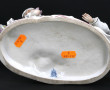 Pierrot et sa galante, sujet en porcelai