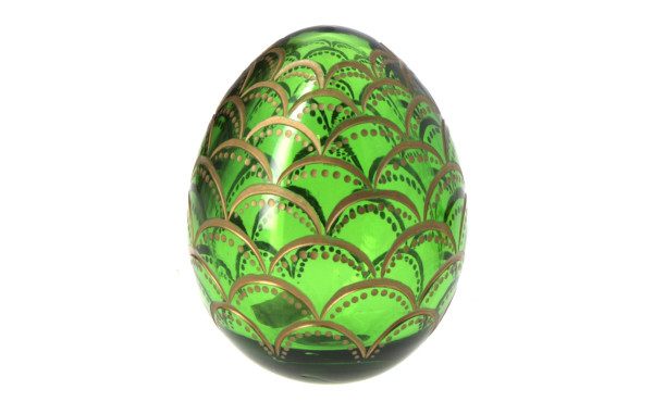 Œuf décoratif en verre soufflé et taillé