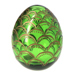 Œuf décoratif en verre soufflé et taillé