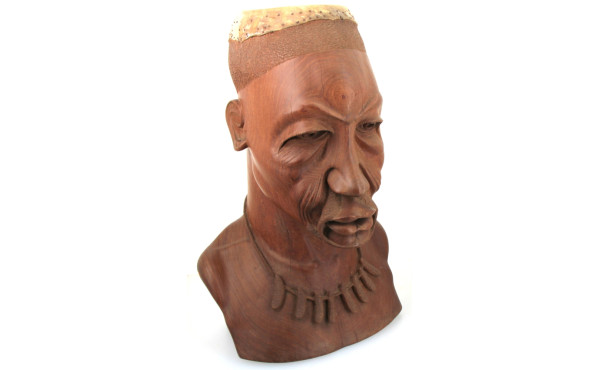 Buste d'homme africain, formant tam tam.
