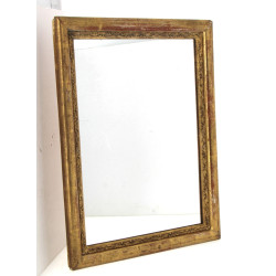 Miroir doré 48x36 cm (léger éclat sur u