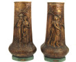 Trois vases en plâtre patiné titrés "Le 