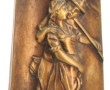 Trois vases en plâtre patiné titrés "Le 