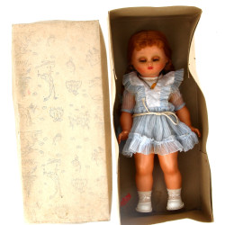 BELLA - Poupée "Bella" rhodoïd ancienne,