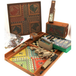 Lot de jeux de société anciens dont Loto