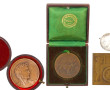 7 médailles anciennes en bronze à patine