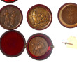 7 médailles anciennes en bronze à patine