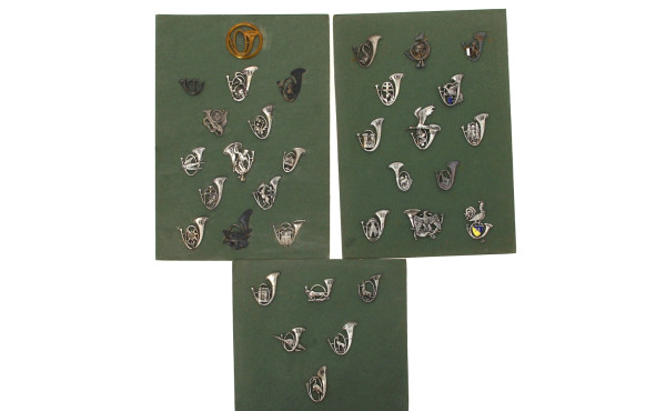 33 insignes de chasseurs alpins du 1er a