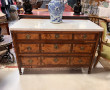 Commode ancienne de style Louis XVI en p