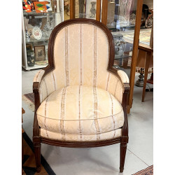 Bergère de style Louis XVI en bois natur