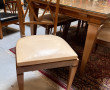 Table et 7 chaises dossier à croisillons