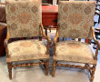 Paire de fauteuils en bois naturel sculp