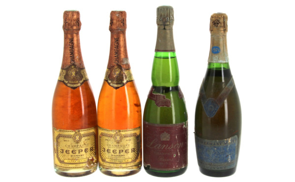 CHAMPAGNE années 60/70, vendus en l'état