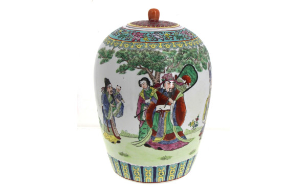CHINE Xxème - Potiche en porcelaine à dé