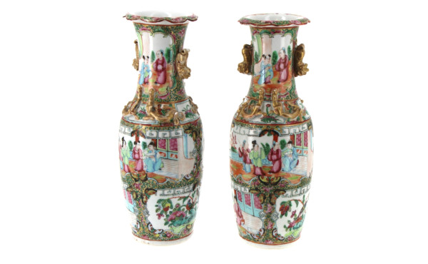 CHINE Décor Canton - Paire de vases en p