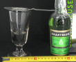 Verre et cuillère à absinthe : on y join