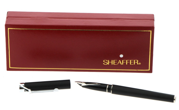 SHEAFFER - Stylo plume noir et métal cou