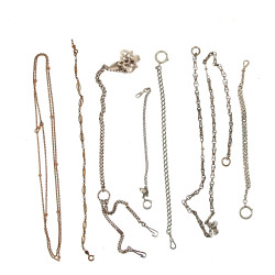 Lot de 7 chaînes de montre en métal dont