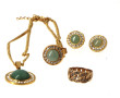 Lot de bijoux fantaisie dont joli bracel