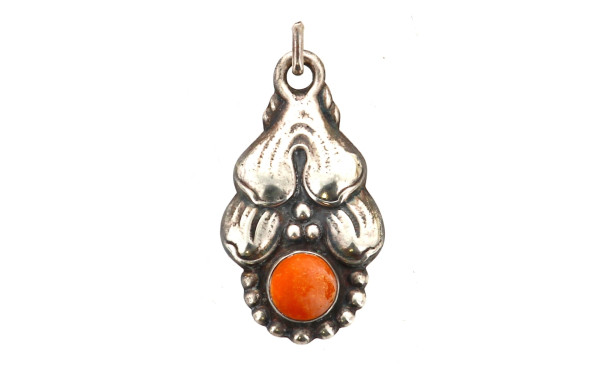 Pendentif en argent 830ème et cabochon c
