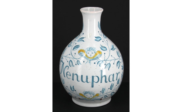 Vase d'apothicaire en faïence marquée "N